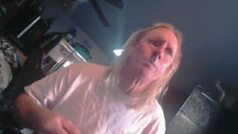 Snapshot of handyman5303 chatting on 02-24-25, 10:58 Handystudman online show from 02-24-25, 10:58