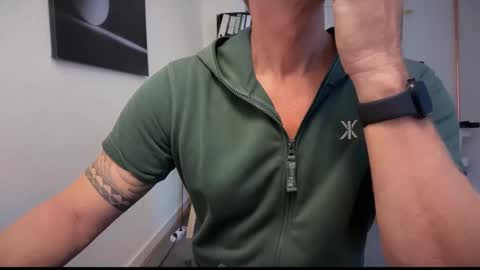 hanky online show from 10-17-25, 09:45