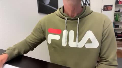 hanky online show from 12-01-25, 07:57