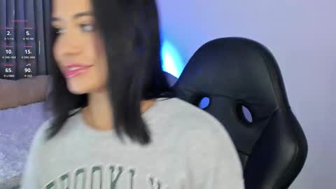 hanna online show from 11-08-25, 11:43