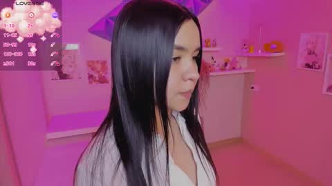 Snapshot of hanna__becker chatting on 09-09-25, 02:11 hanna online show from 09-09-25, 02:11