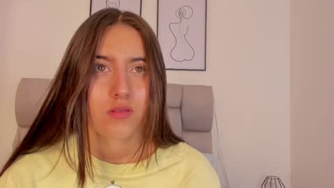 Snapshot of hanna__evans_ chatting on 09-09-25, 12:15 hanna__evans_ online show from 09-09-25, 12:15
