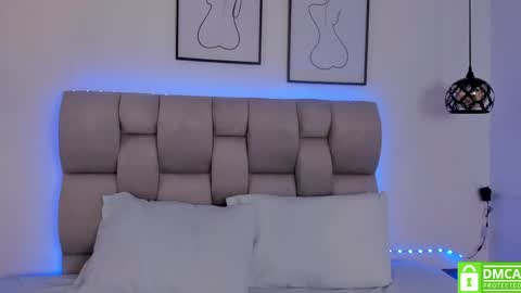 hanna__evans_ online show from 05-04-26, 12:23