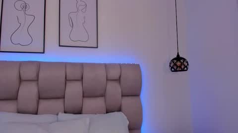 hanna__evans_ online show from 05-09-26, 11:48