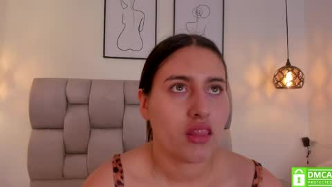 hanna__evans_ online show from 05-12-26, 12:24