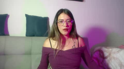Snapshot of hanna__jones7 chatting on 04-08-26, 01:38 Hanna online show from 04-08-26, 01:38
