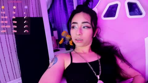 Snapshot of hanna_azumi_ chatting on 01-15-25, 09:24 hanna online show from 01-15-25, 09:24