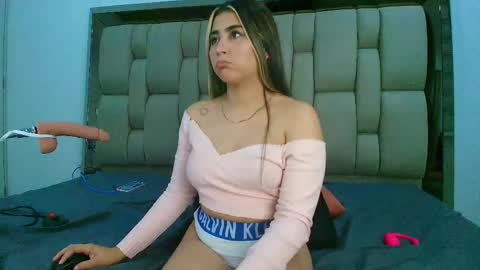 Hanna Castro online show from 09-21-25, 05:09