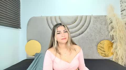 Hanna Castro online show from 01-11-26, 03:50