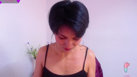 Sara online show from 01-17-25, 03:22