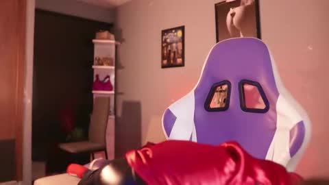 HANNA  online show from 10-10-25, 11:26