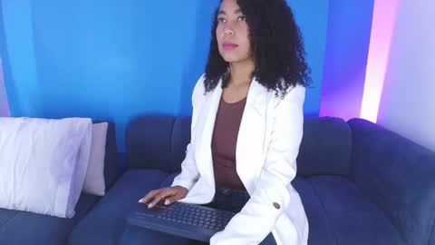 Hanna online show from 10-29-25, 10:50