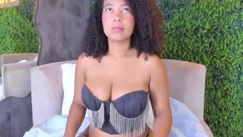 Hanna online show from 12-21-25, 02:24