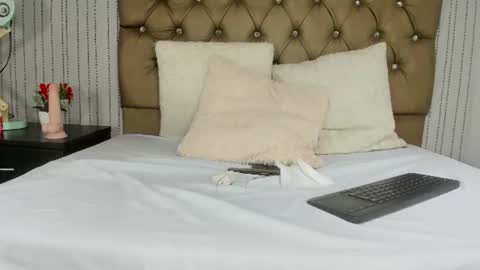 Snapshot of hanna_fantasty chatting on 06-19-26, 01:59 hanna fantasty online show from 06-19-26, 01:59