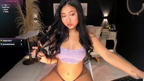 Snapshot of hanna_fost chatting on 01-29-25, 01:07 im Hanna online show from 01-29-25, 01:07