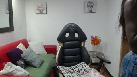 hanna_lamber online show from 05-08-26, 11:15