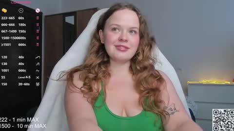 Snapshot of hanna_montanas chatting on 09-18-25, 10:28 hanna montanas online show from 09-18-25, 10:28