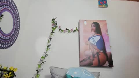 Camila online show from 11-08-25, 09:53