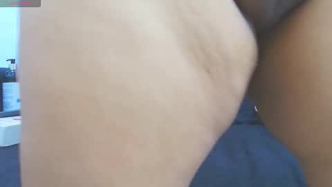 HANNA SOFIA online show from 11-30-25, 10:52