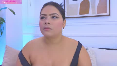 HANNA SOFIA online show from 02-25-26, 11:20