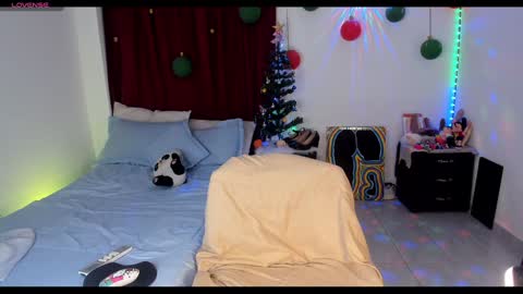 Akane Tendo online show from 12-26-24, 12:03