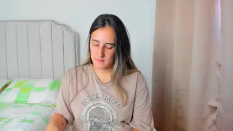 Snapshot of hannaa86 chatting on 09-23-25, 07:17 Hanna online show from 09-23-25, 07:17