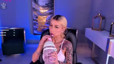  Hanna Connor  online show from 07-04-26, 01:17