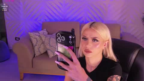  Hanna Connor  online show from 07-25-26, 11:57