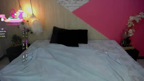 Snapshot of hannah__jackson chatting on 11-03-25, 11:11 Hannah online show from 11-03-25, 11:11