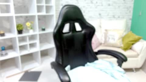 Snapshot of hannah__jackson chatting on 11-16-25, 11:16 Hannah online show from 11-16-25, 11:16