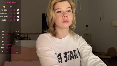 Hannah Allin online show from 02-12-25, 06:51