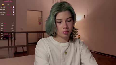 Hannah Allin online show from 02-22-25, 05:24