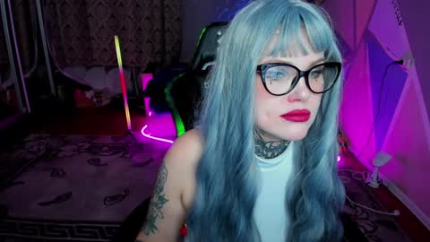 Hannah online show from 12-02-24, 03:14