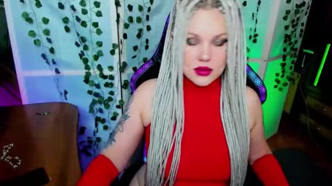 Hannah online show from 10-29-25, 07:32