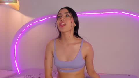 hannah_jet online show from 01-12-26, 07:41