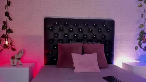 Hannah online show from 02-01-25, 12:26