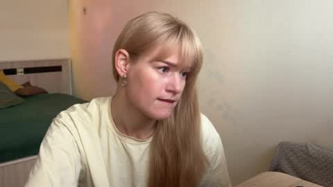 Snapshot of hannah_levis_ chatting on 04-08-26, 05:40 hannah levis online show from 04-08-26, 05:40