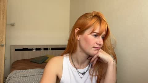 Snapshot of hannah_levis_ chatting on 04-27-26, 08:01 hannah levis online show from 04-27-26, 08:01