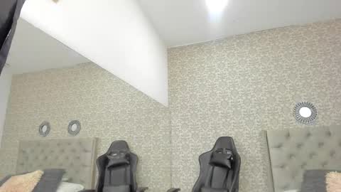 HANNAH MILLER online show from 12-20-24, 10:00