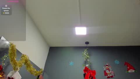 HANNAH MILLER online show from 12-24-24, 11:06