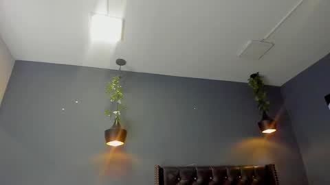 HANNAH MILLER online show from 02-27-25, 05:15