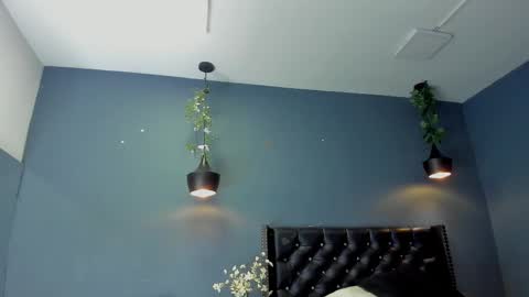 HANNAH MILLER online show from 03-05-25, 05:08