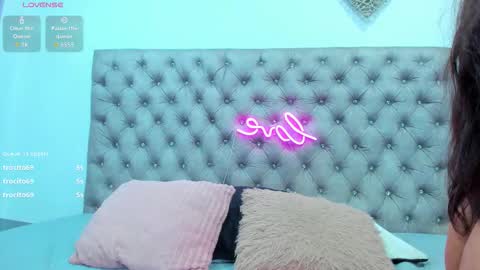 HANNAH MILLER online show from 10-02-25, 05:53