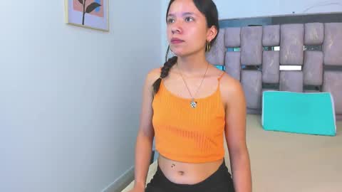 hannah_stuart online show from 02-04-26, 01:06