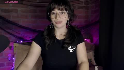 Hannah online show from 12-21-25, 12:51