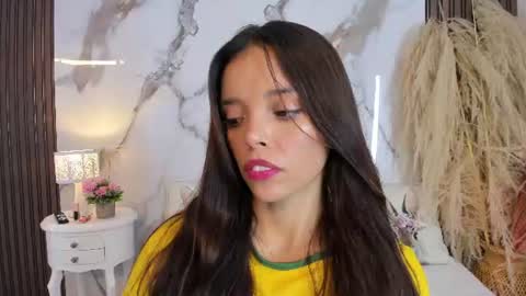 Hannahill69 online show from 06-13-26, 07:45