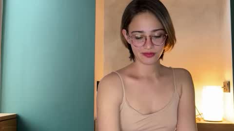 hannahinto online show from 03-19-26, 12:20