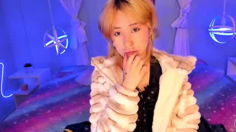 Snapshot of hannahpage chatting on 10-03-25, 11:40 Hannah online show from 10-03-25, 11:40