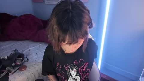 Hannah online show from 05-08-26, 12:10