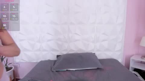 hannahtoons_ online show from 10-12-25, 03:16